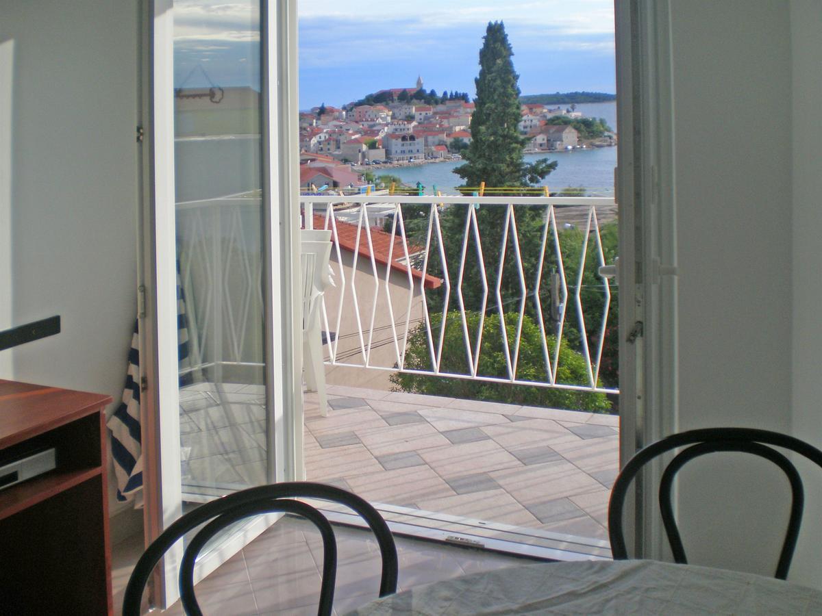 Apartment Nensi Primosten Exterior photo