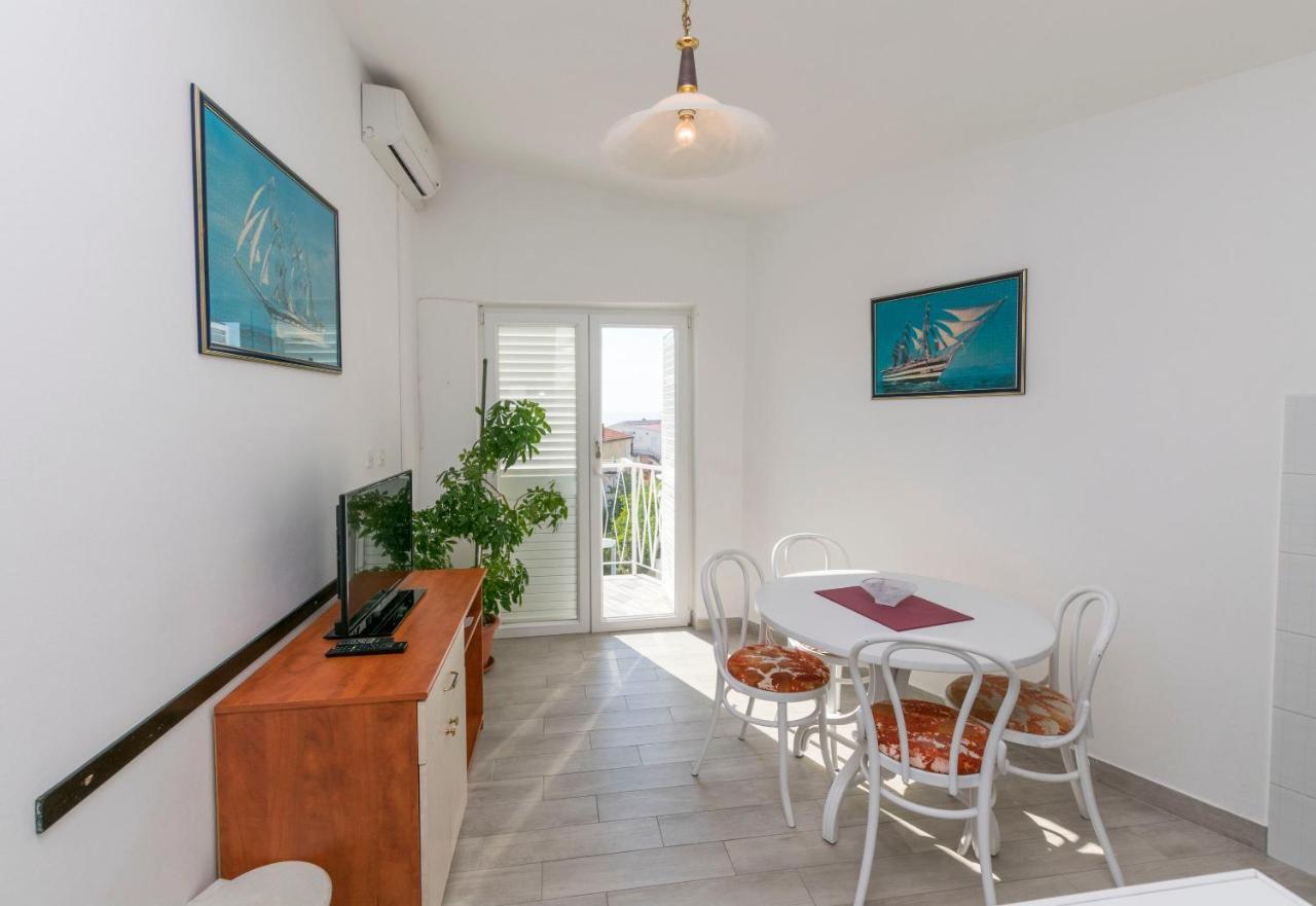 Apartment Nensi Primosten Exterior photo
